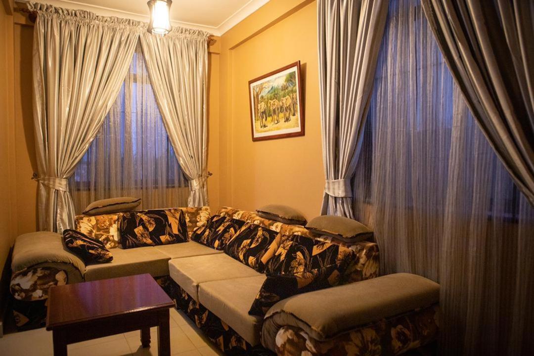 Summit Lodge Marombosa Bagian luar foto